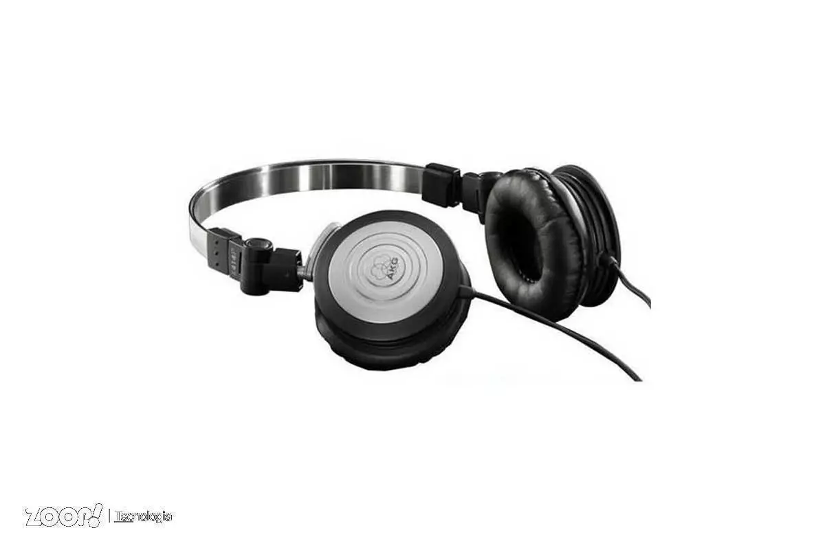 AKG K414P  